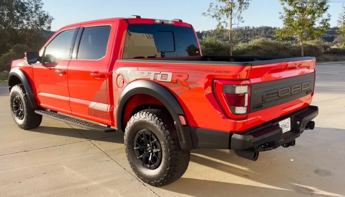 2022 ford f150 red